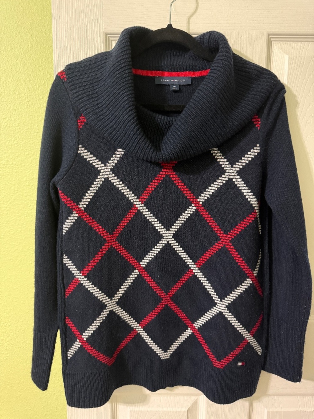 Tommy Hilfiger Women’s Navy Diamond Argyle Cowl Neck Sweater